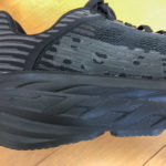 ホカオネオネのボンダイ６